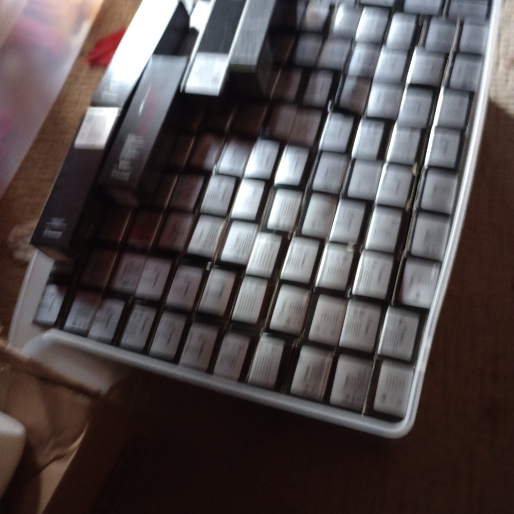 Hair dyes and activators lots of colors 10 a box or 200 for all.